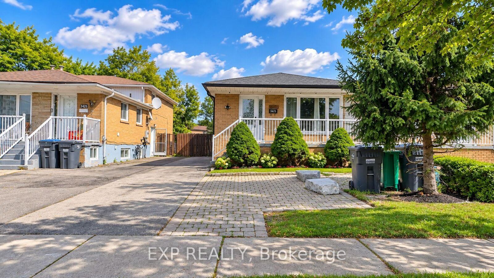 Property Photo:  3425 Laddie Crescent Lower  ON L4T 1N2 