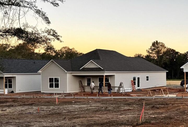 Property Photo: 122 Cottage Court GA 31763