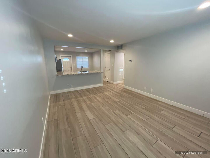 Property Photo: 4843 E Cambridge Avenue Apt 10 AZ 85008