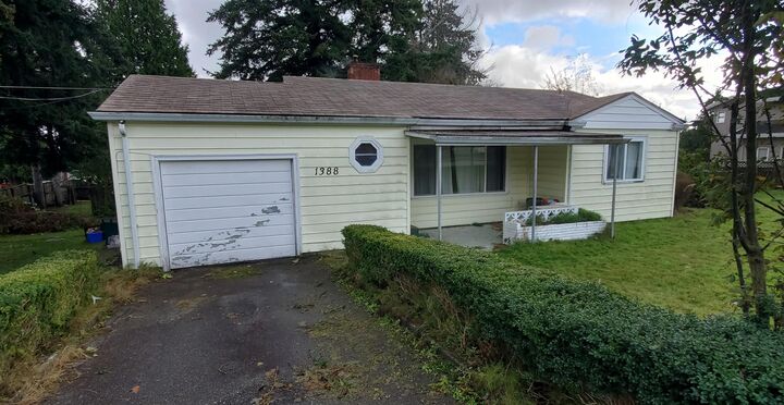 Property Photo:  1388 Kent Street  BC V4B 4T7 