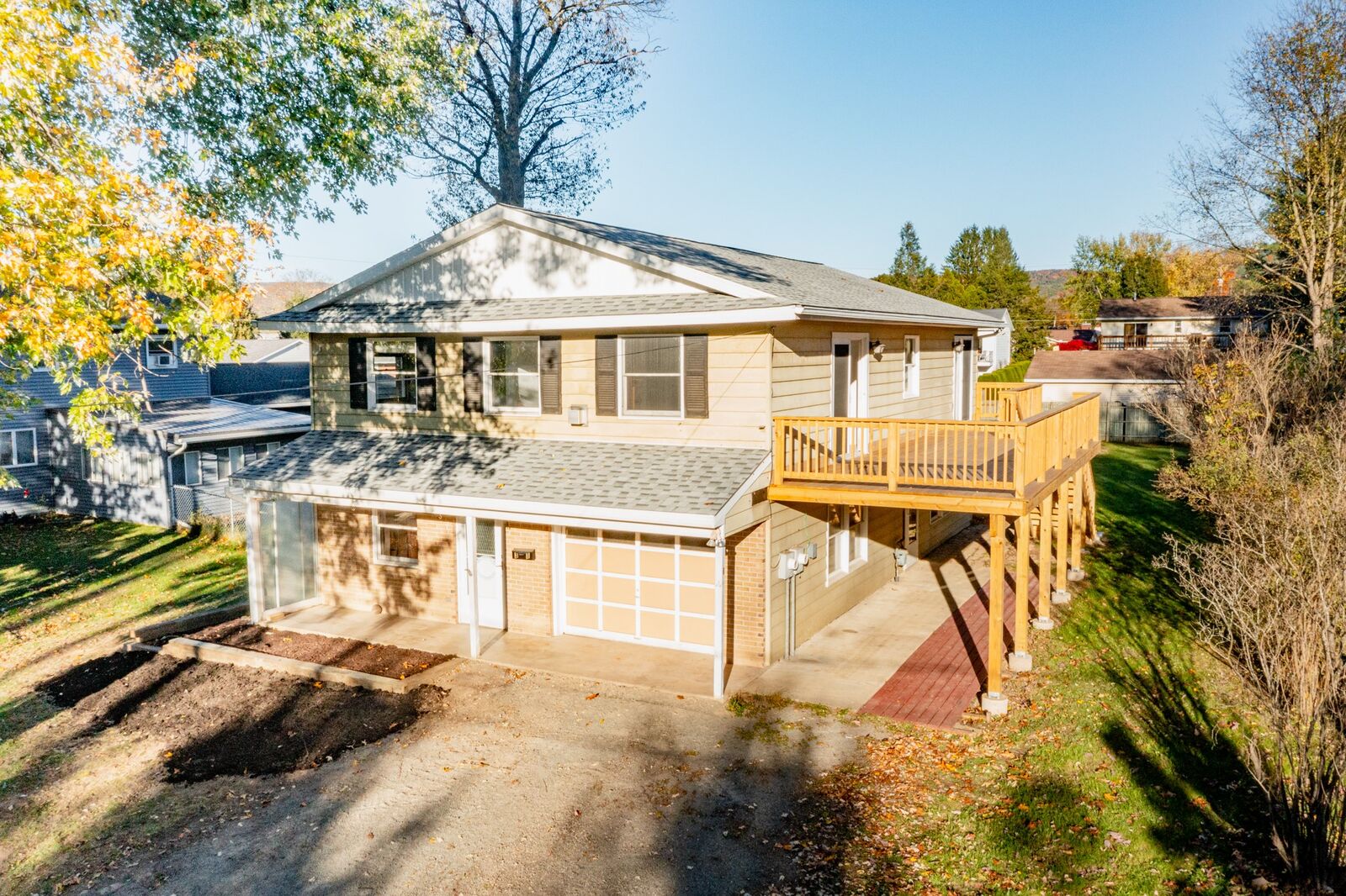 Property Photo:  31 Carol Court  NY 13748 