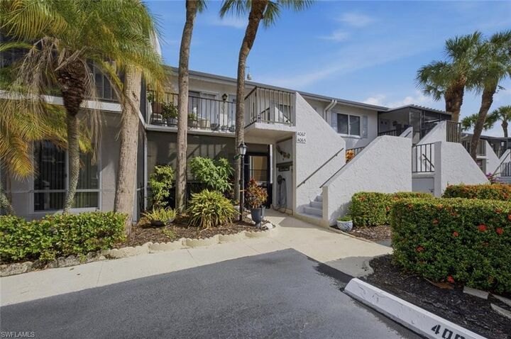 Property Photo:  4065 Northlight Dr 1807  FL 34112 