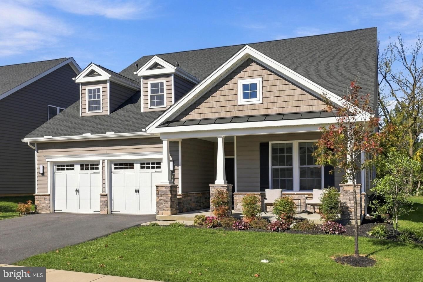 Property Photo: 921 Founders Way PA 17520