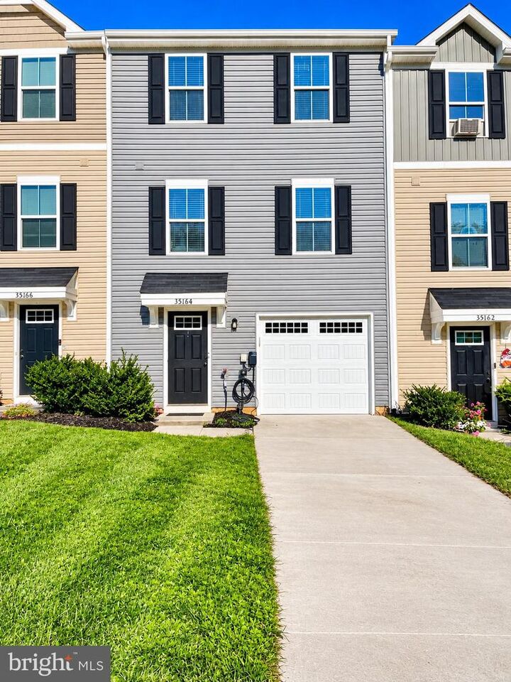 Property Photo:  35164 Sara Court  VA 22508 
