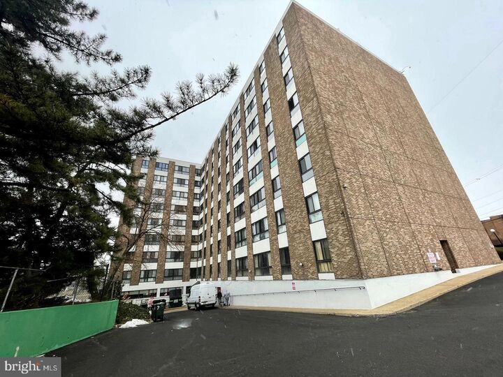 Property Photo: 7600 E Roosevelt Boulevard 904 PA 19152