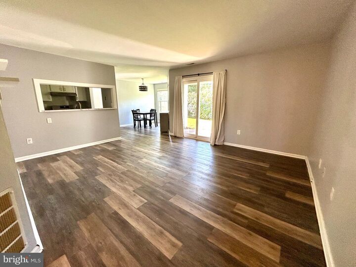 Property Photo:  222 Loring Court  NJ 08080 