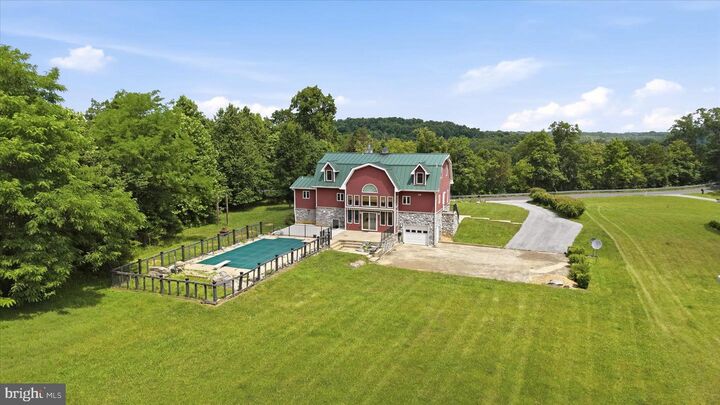 Property Photo: 1654 Whitings Neck Road WV 25404