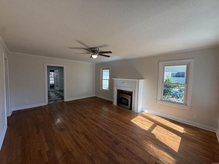 Property Photo:  120 South St  AR 71913 