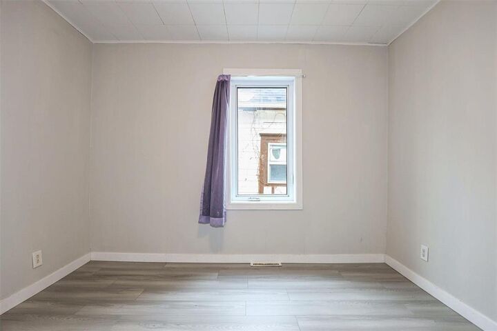 Photo de la propriété: 756 Manitoba Avenue MB R2W 2H5