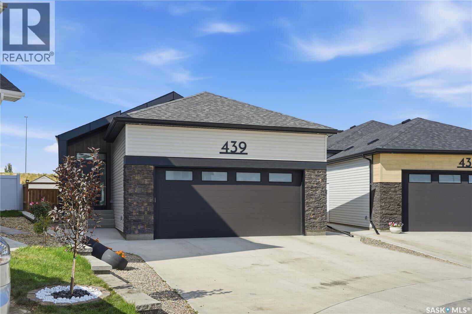 Property Photo:  439 Doran Crescent  SK S7V 1W2 