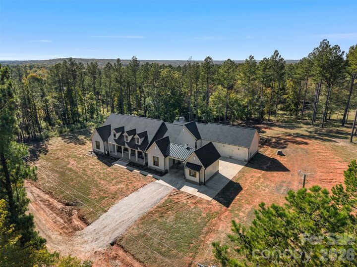 Property Photo: 2137 Overbrook Way SC 29067