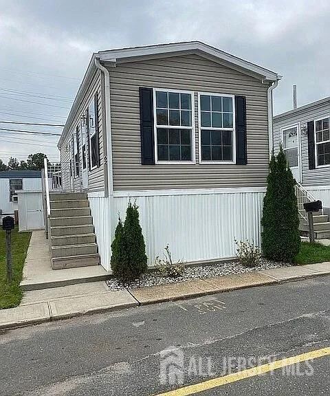 Property Photo:  62 Freddie Avenue  NJ 07001 