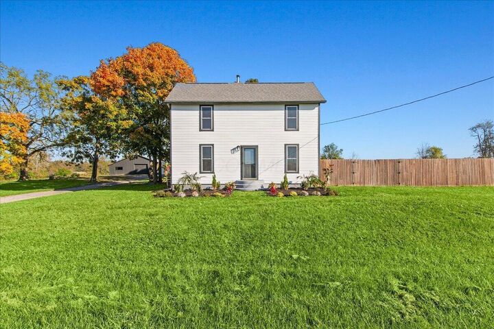 Property Photo: 7588 Stringtown Road OH 43044