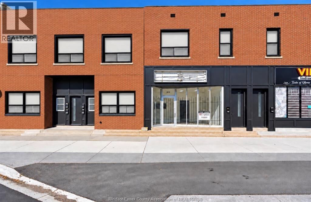Property Photo:  1620 University Avenue 1620  ON N9B 1C2 