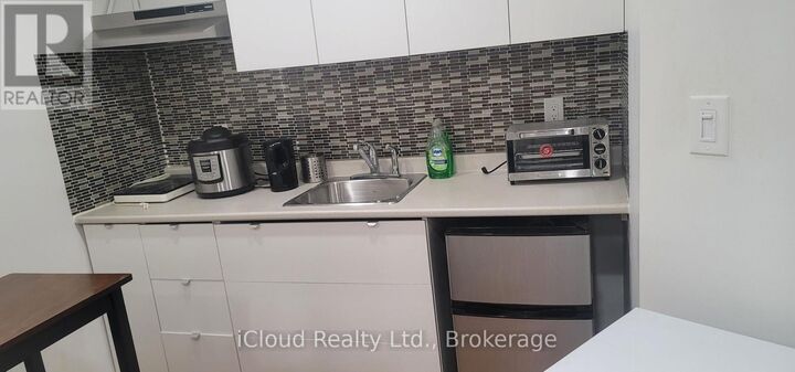Property Photo:  12 Scribner Court  ON L6Z 2N1 