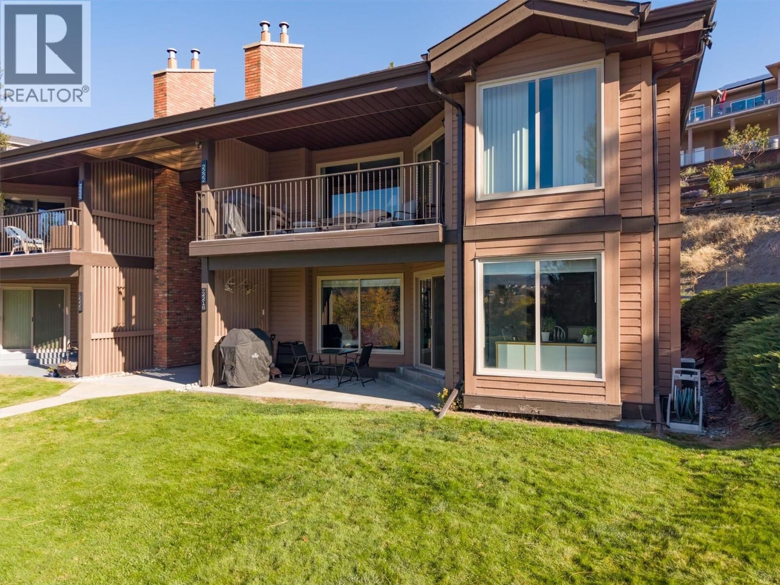 Property Photo: 2218 Golf Course Drive BC V4T 2V4