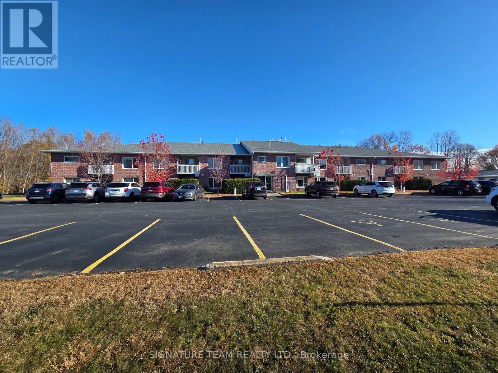 Property Photo:  1 Crandall Street 202  ON K8A 8M6 