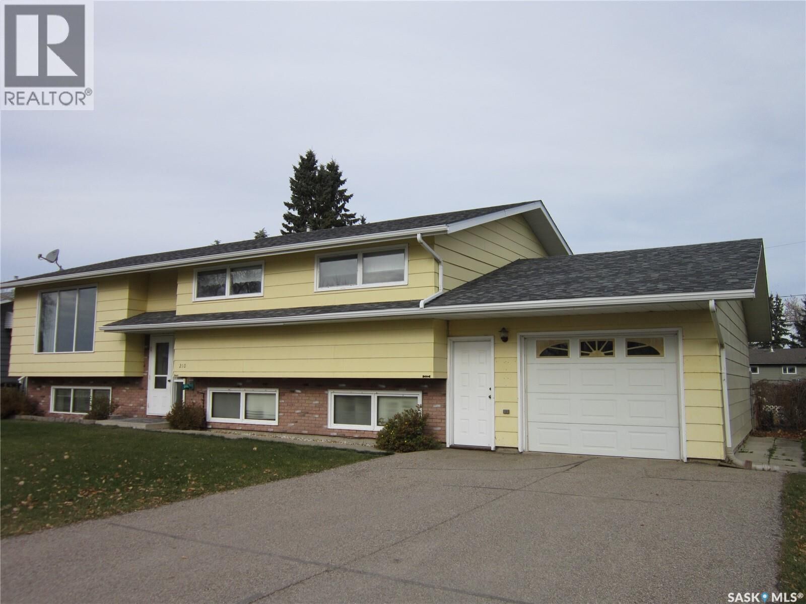 Property Photo: 210 1st Street N SK S0K 4P0