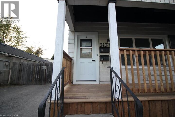 Photo de la propriété:  313 North Wentworth Street North A  ON L8L 5V9 