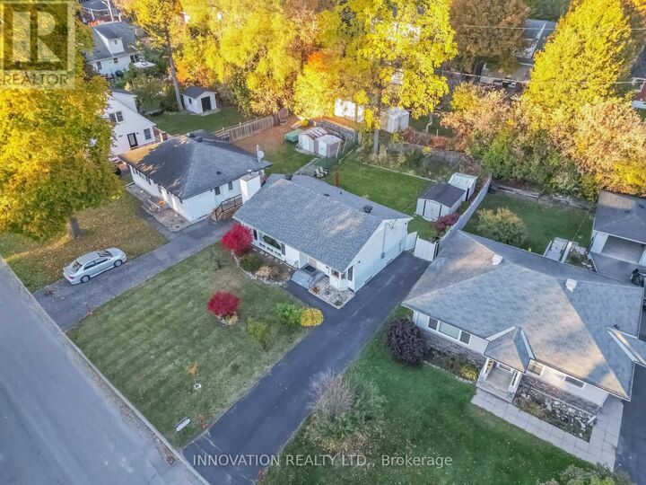 Property Photo:  1781 Hutton Avenue  ON K1G 1M1 