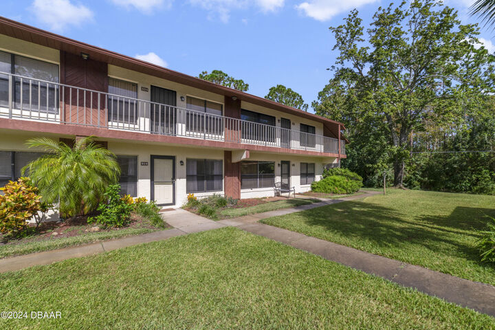 Property Photo: 108 Lacosta Lane 614 FL 32114