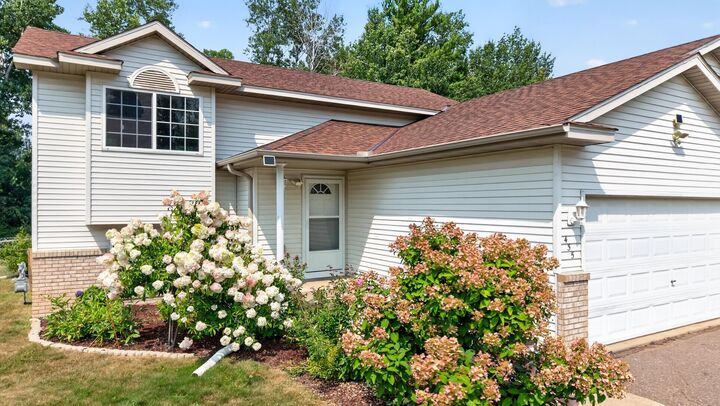 Property Photo:  435 8th Avenue NE  MN 55063 