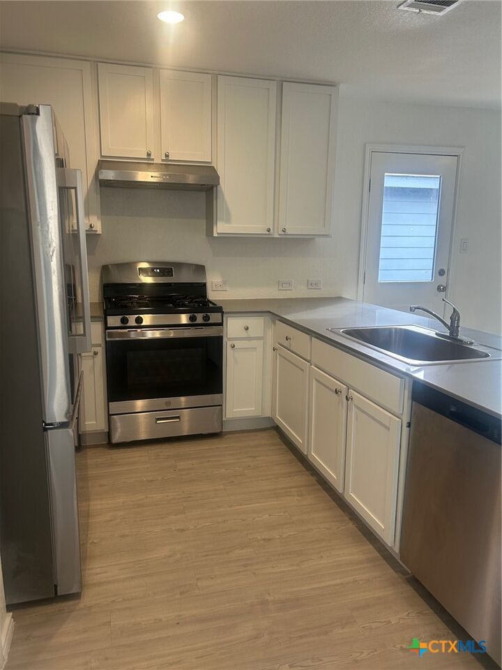 Property Photo: 9437 Nelson Way TX 78155