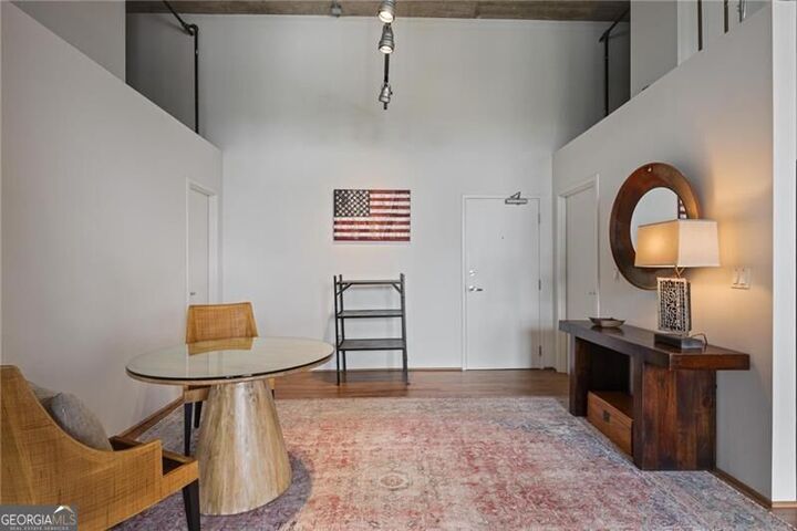 Property Photo:  3235 Roswell Road NE 1021  GA 30305 