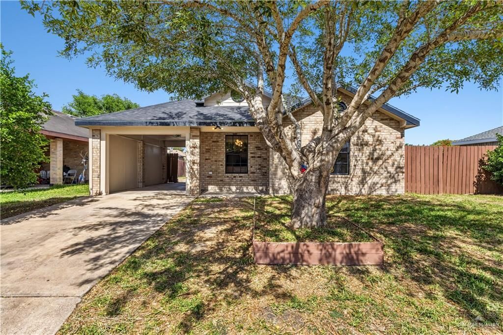Property Photo: 806 W Falcon Avenue TX 78577