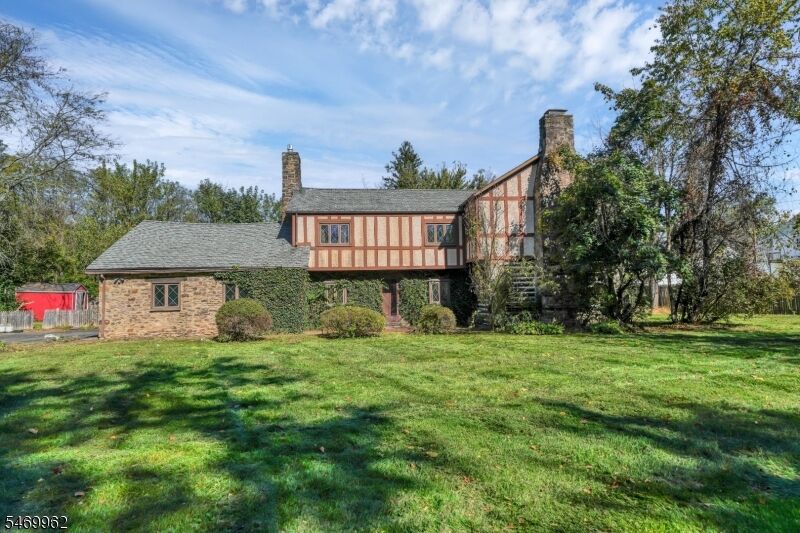 Property Photo:  4 Boss Rd  NJ 08551 