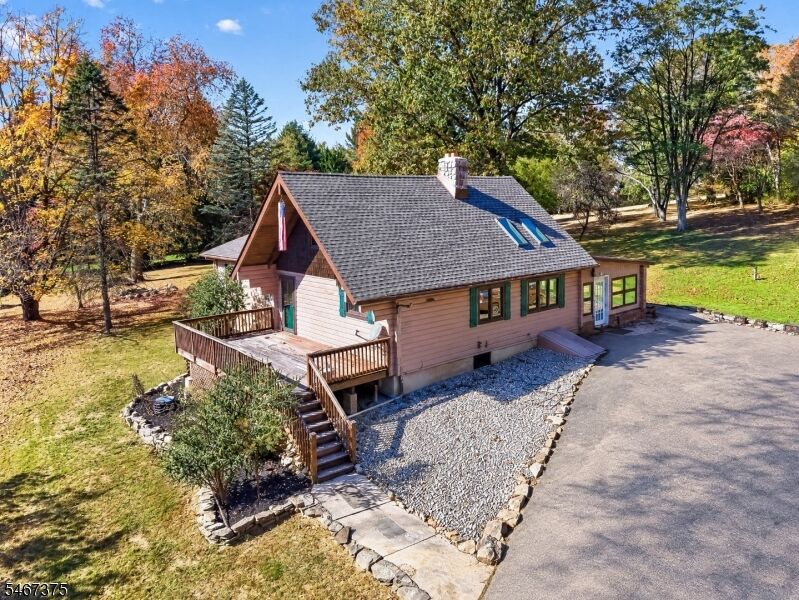 Property Photo: 2 Lois Ln NJ 08827