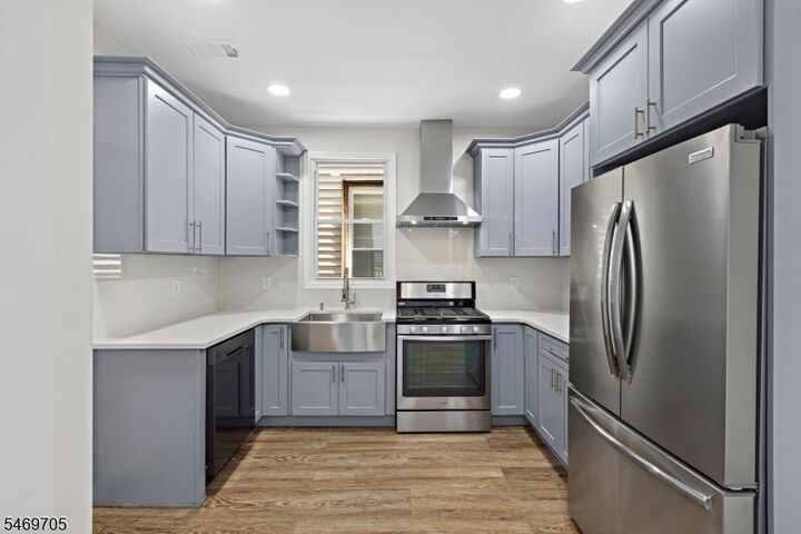 Property Photo:  168 Jacques St  NJ 07201 