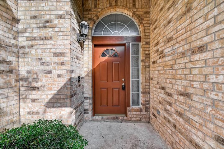 Property Photo: 2914 Aspen Park Lane TX 77084