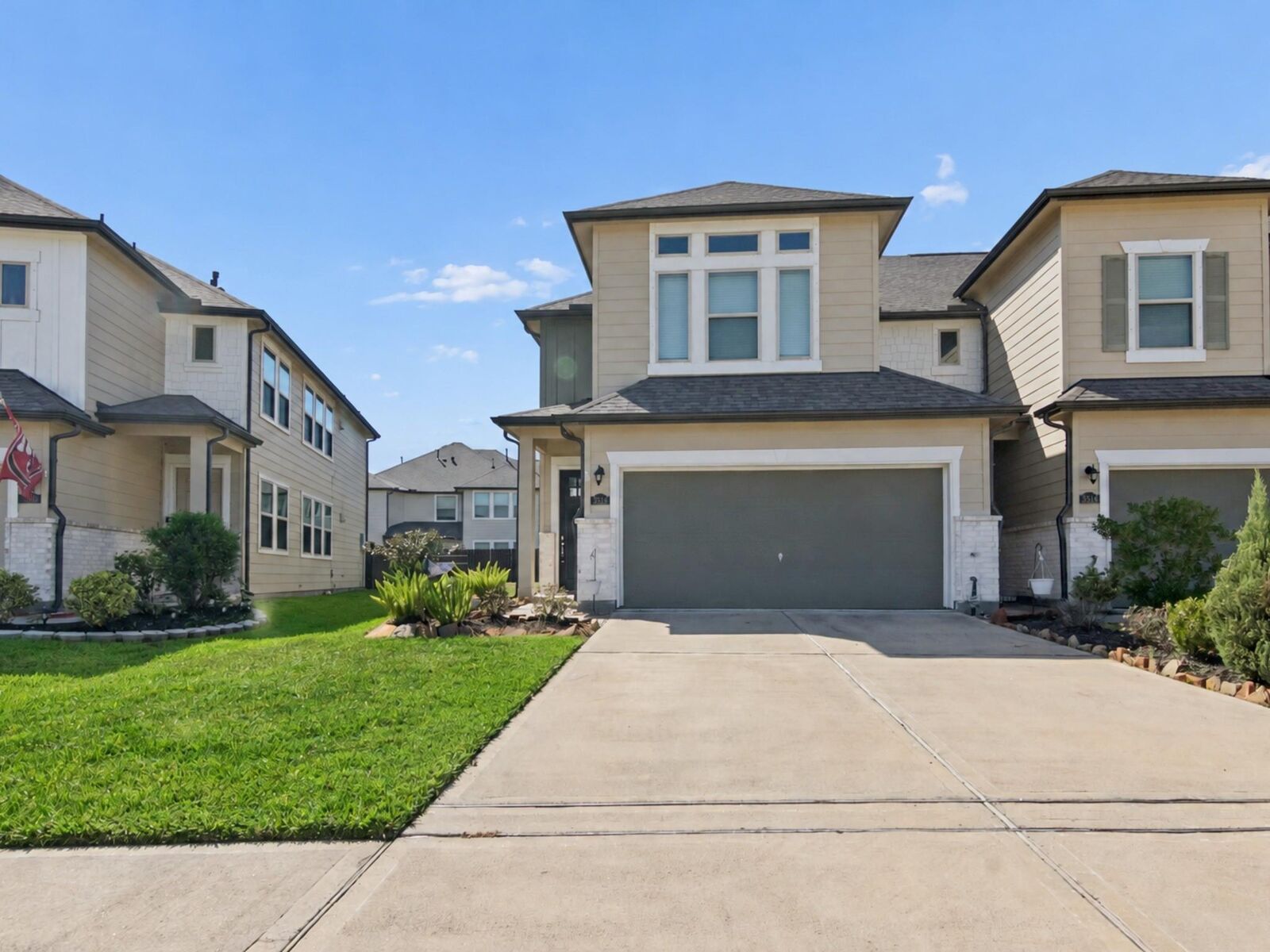 Property Photo:  5516 Clarendon Hills Court  TX 77505 