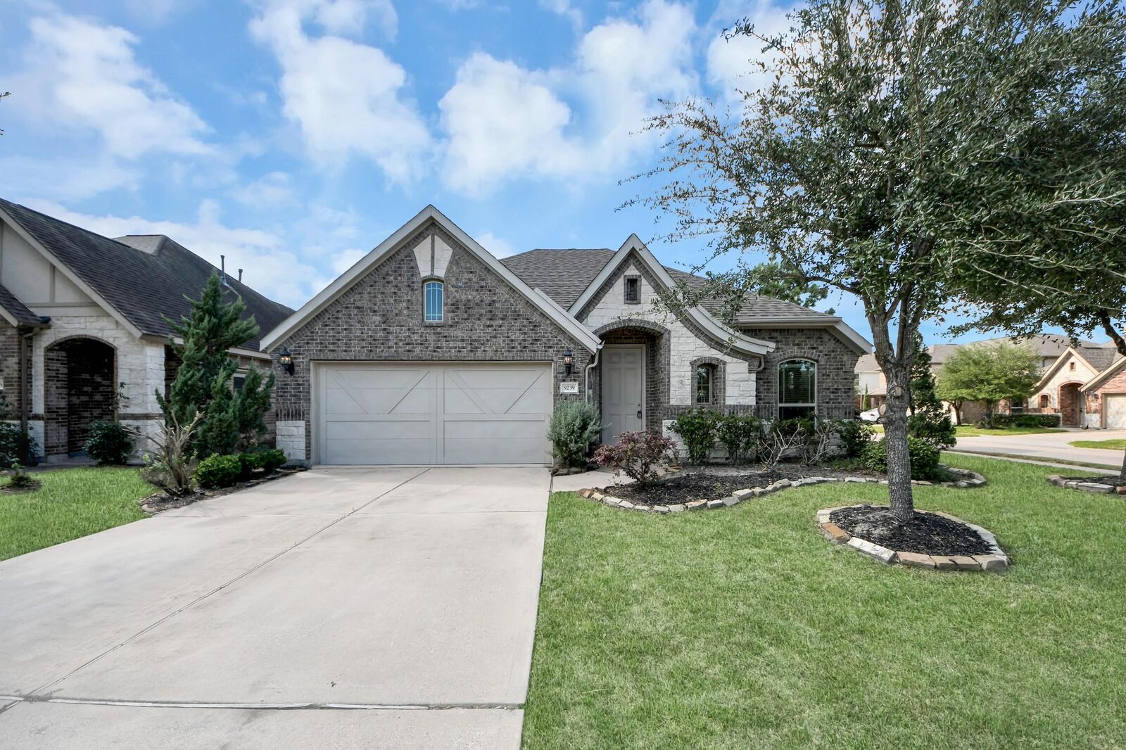 Property Photo:  9239 Union Meadow Lane  TX 77433 