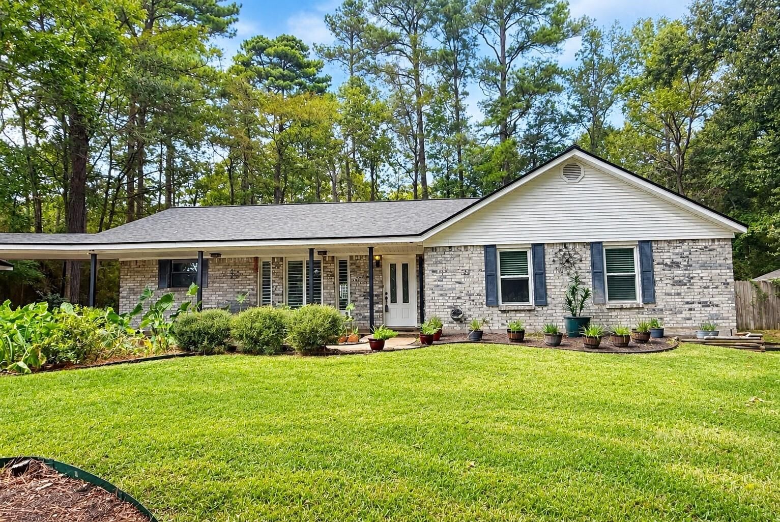 Property Photo:  381 Forest Lane  TX 77340 