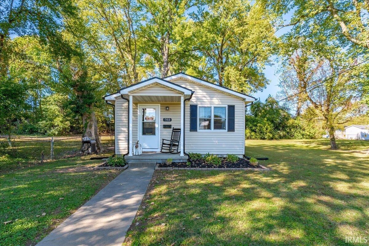 Property Photo:  703 Blain Street  IN 47670 