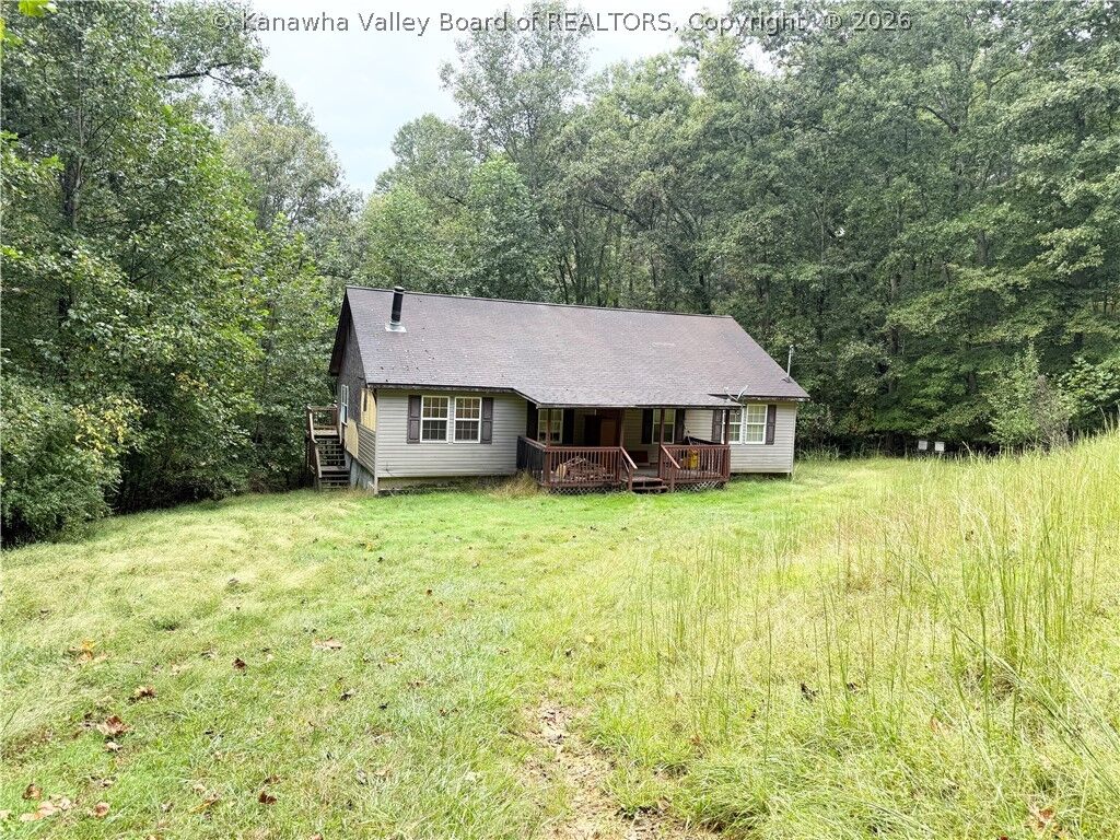 Property Photo: 27 Maple Glen Trail WV 25567