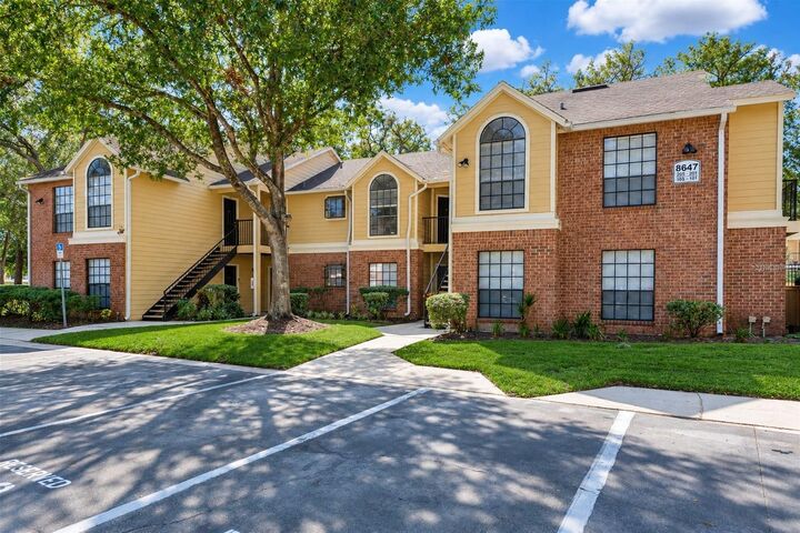 Property Photo:  8647 Mallard Reserve Drive 202  FL 33614 