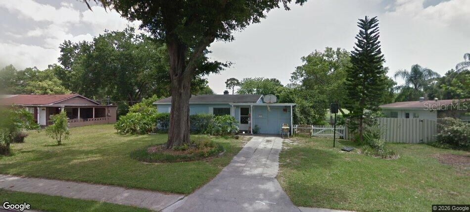 Property Photo: 166 Overbrook Drive FL 32707