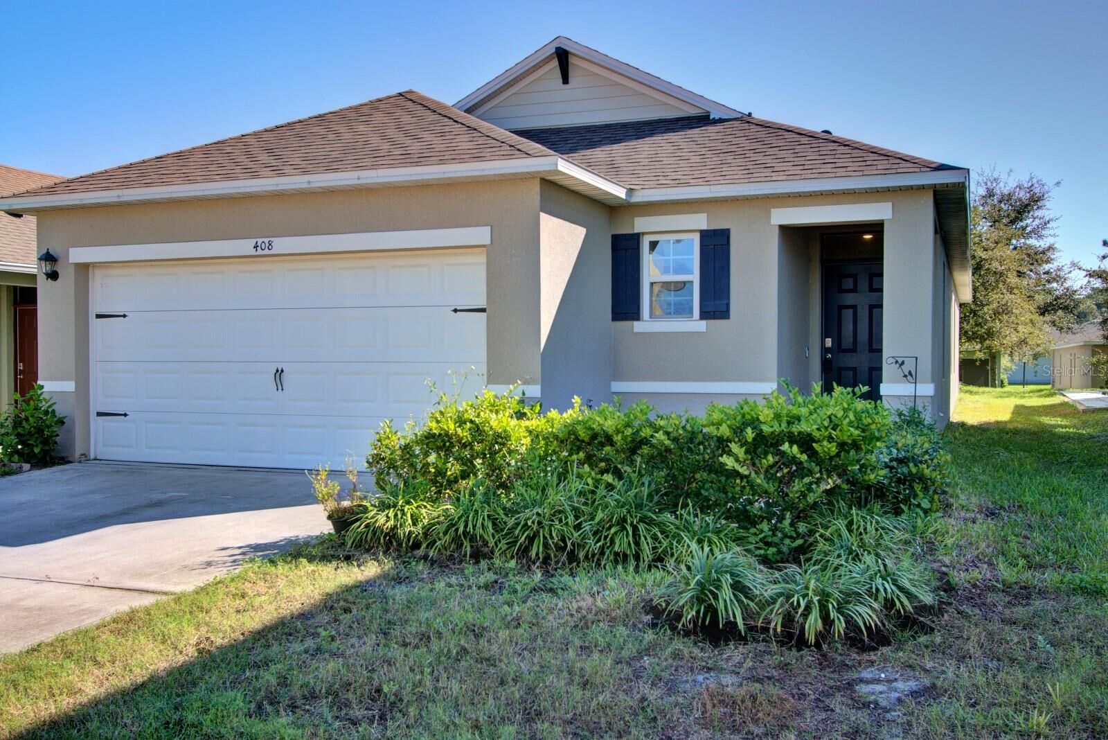Property Photo: 408 Lady Bella Place FL 32724