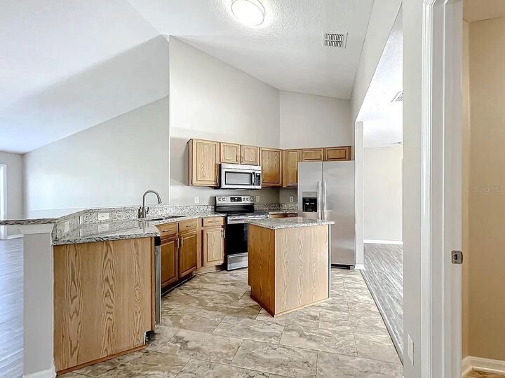 Property Photo: 645 Hearthglen Boulevard FL 34787
