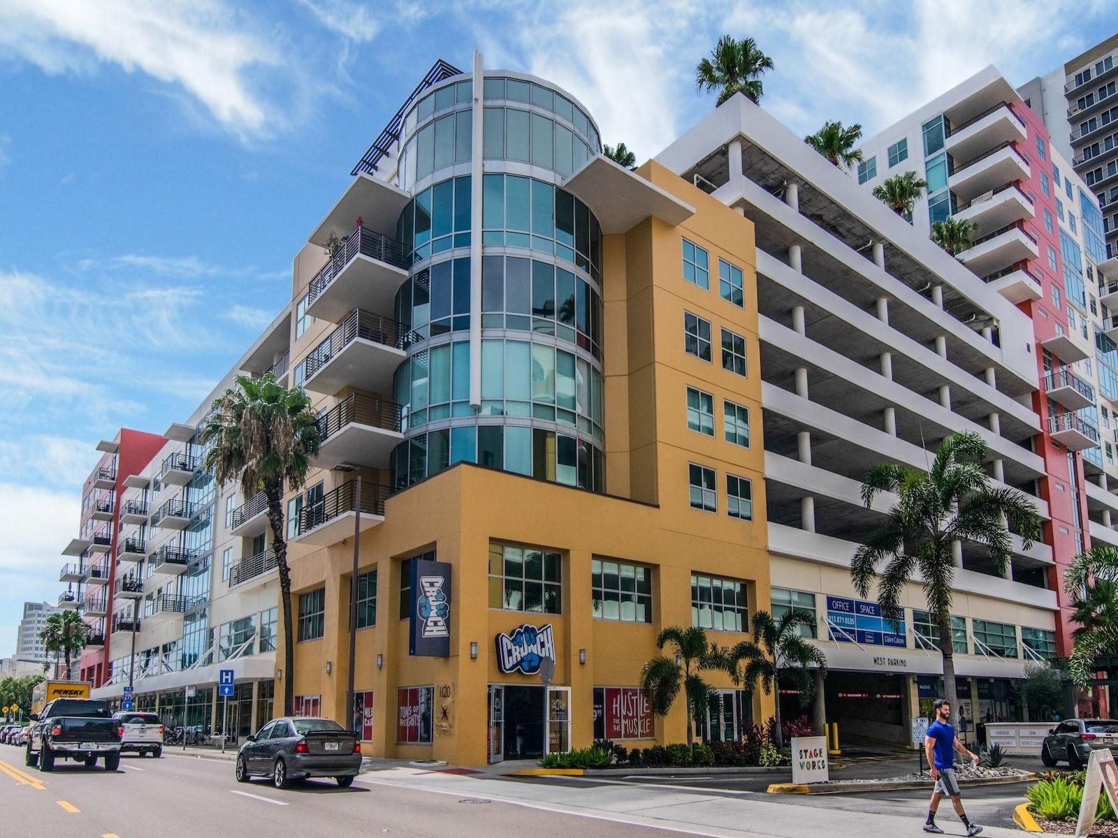 Property Photo: 1120 E Kennedy Boulevard 927 FL 33602