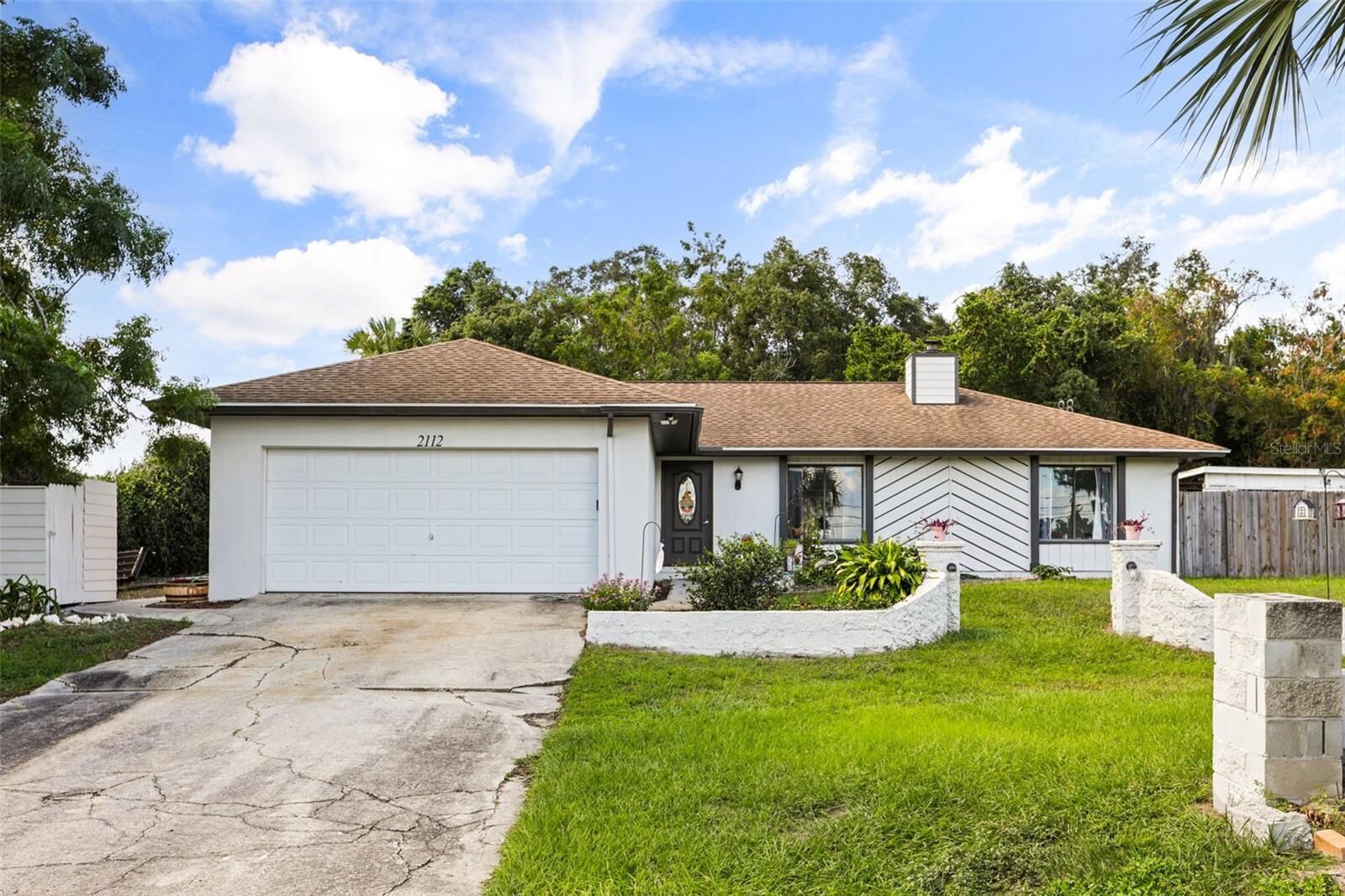 Property Photo:  2112 Plymouth Sorrento Road  FL 32712 