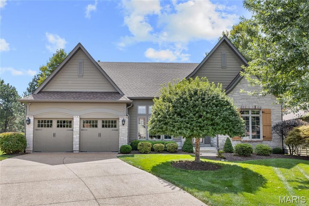 Property Photo:  18 Maryells Way  MO 63303 