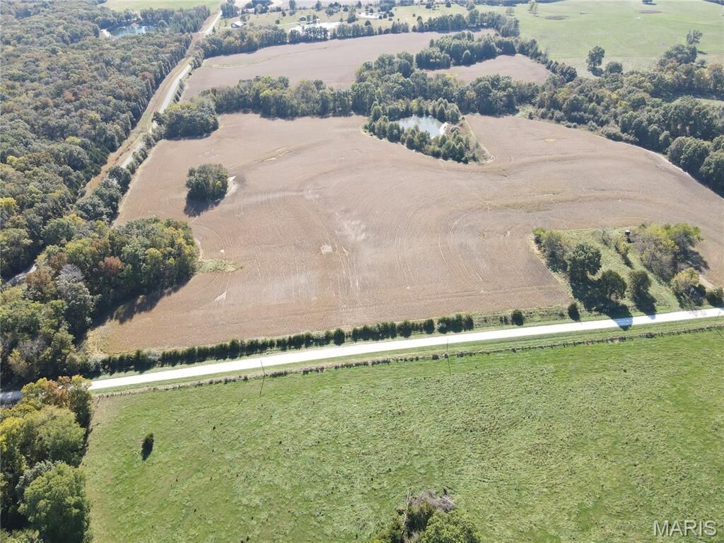 Property Photo: 56 Marion County Road 208 MO 63456