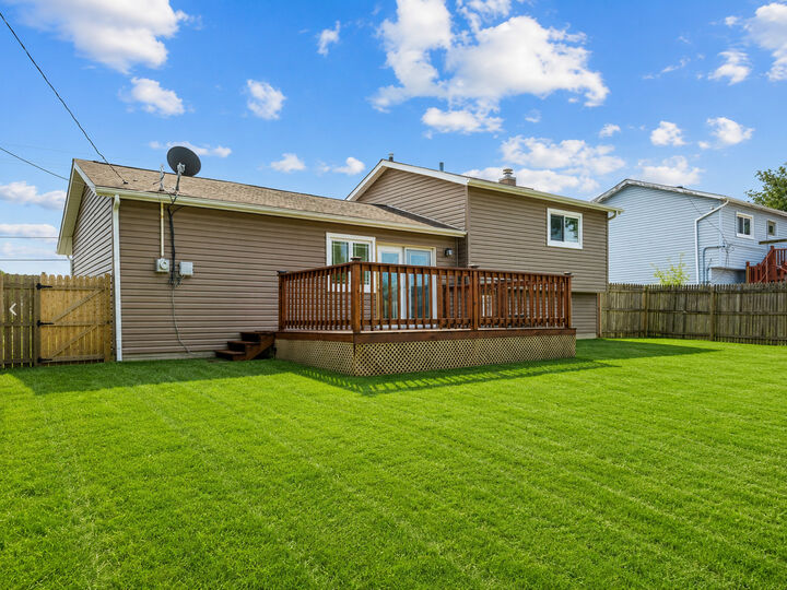 Property Photo: 206 E Briarcliff Road IL 60440