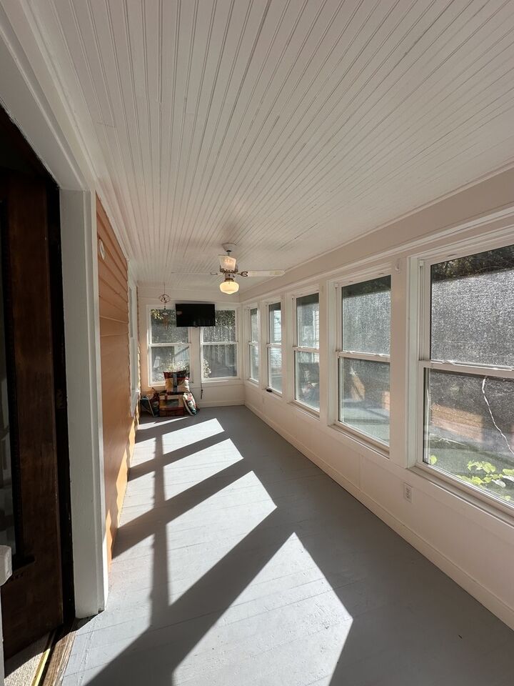 Property Photo:  200 Van Street  IL 61074 