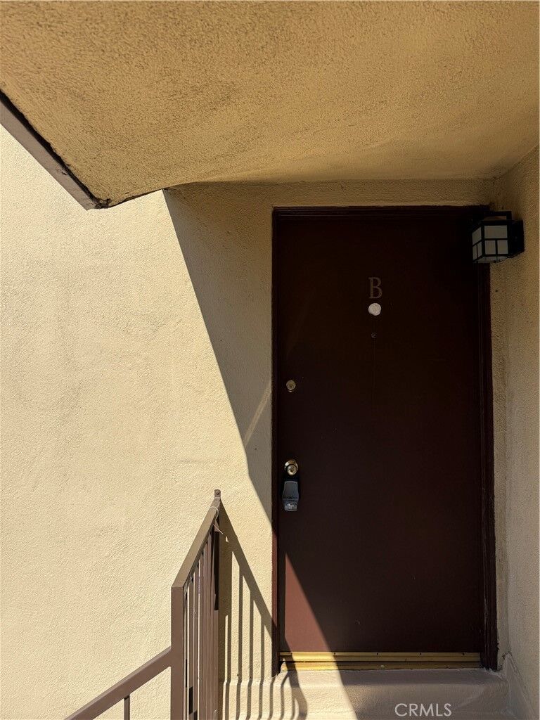 Property Photo:  13702 S Penn Street  CA 90602 