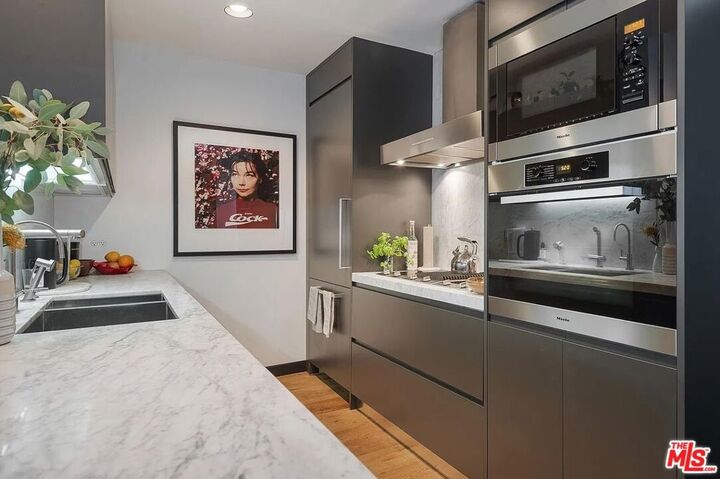 Property Photo:  1134 Alta Loma Road 212  CA 90069 